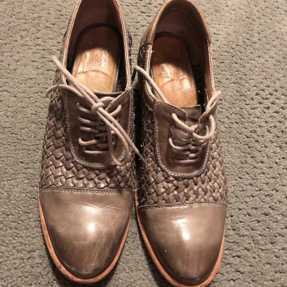 Frye Heeled shoes